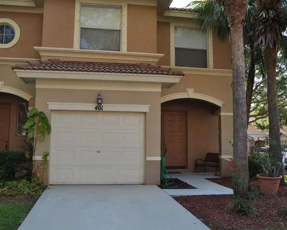 401 Rainbow Springs Terrace, Royal Palm Beach, FL 33411