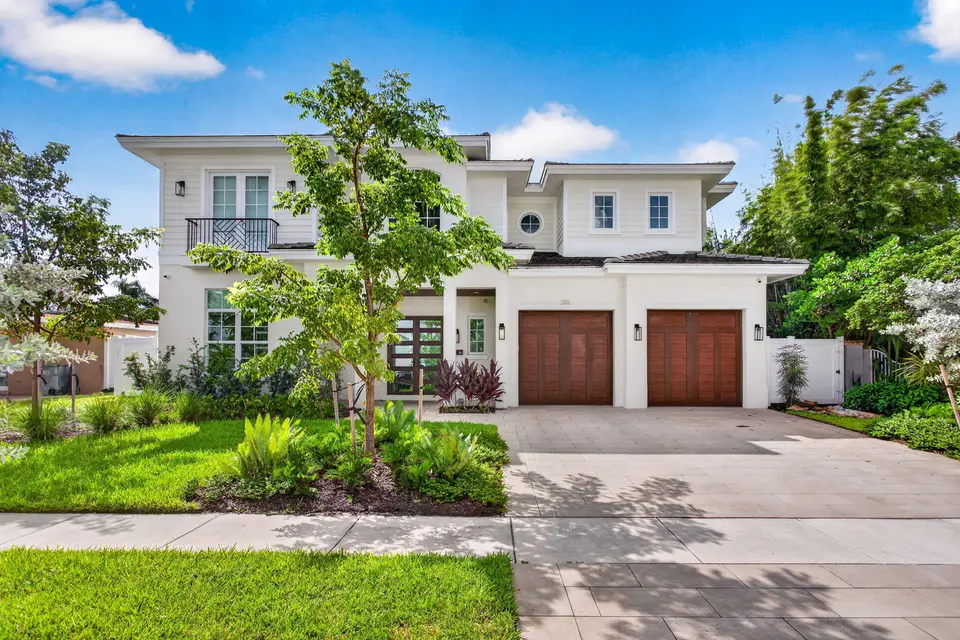310 SE 9TH Court, Pompano Beach, FL 33060