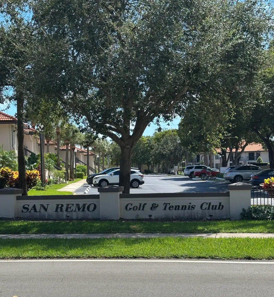 351 Club Circle 108, Boca Raton, FL 33487