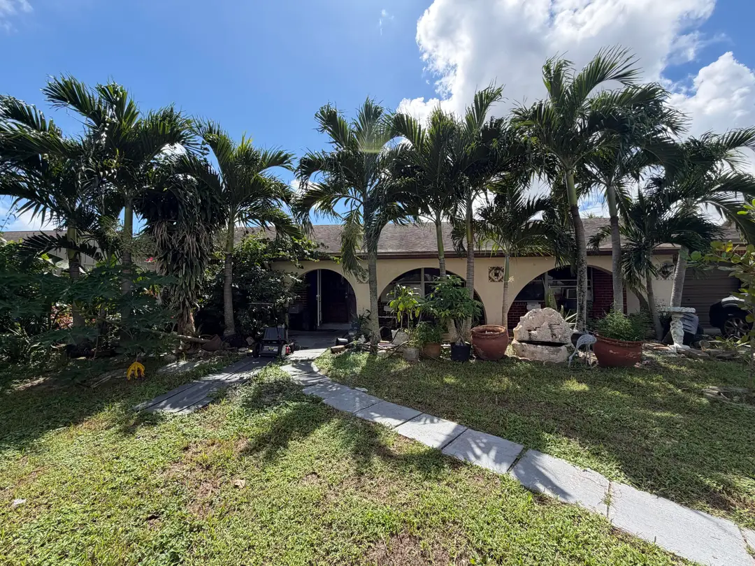 3464 ARTESIAN Drive, Lake Worth, FL 33462