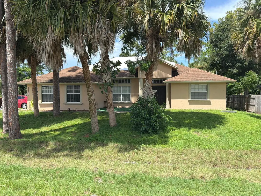 1157 SW Dalton Avenue, Port St. Lucie, FL 34953
