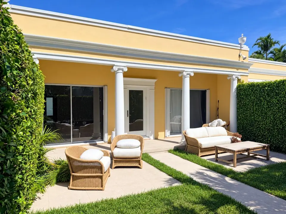 225 EVERGLADE Avenue Villa 5, Palm Beach, FL 33480