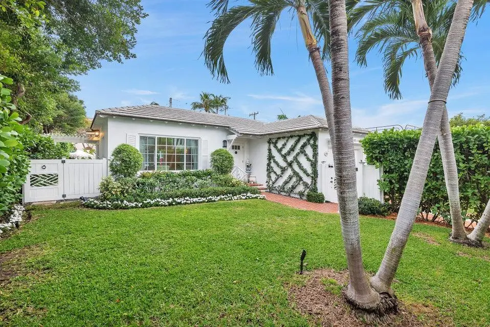 156 PERUVIAN Avenue, Palm Beach, FL 33480