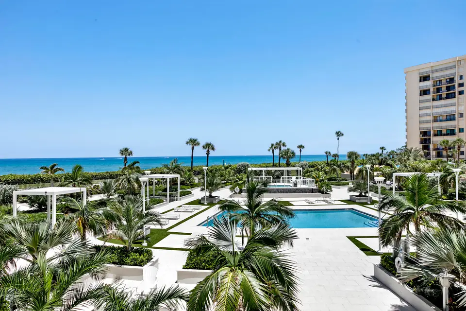 200 OCEAN TRAIL Way 106, Jupiter, FL 33477