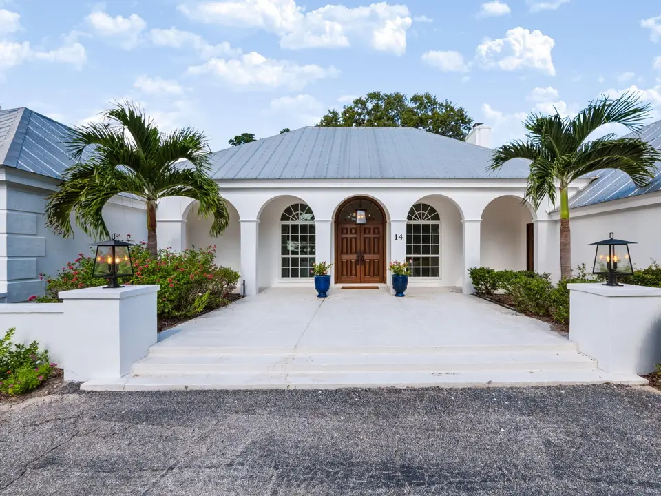 14 RIVERVIEW Drive, Sewalls Point, FL 34996