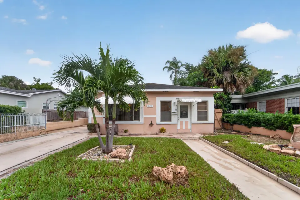 521 26TH Street, West Palm Beach, FL 33407