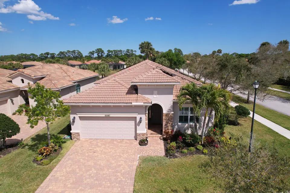 10587 SW Capraia Way, Port St. Lucie, FL 34986