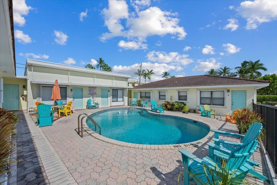 1 Tropical Drive 5, Ocean Ridge, FL 33435