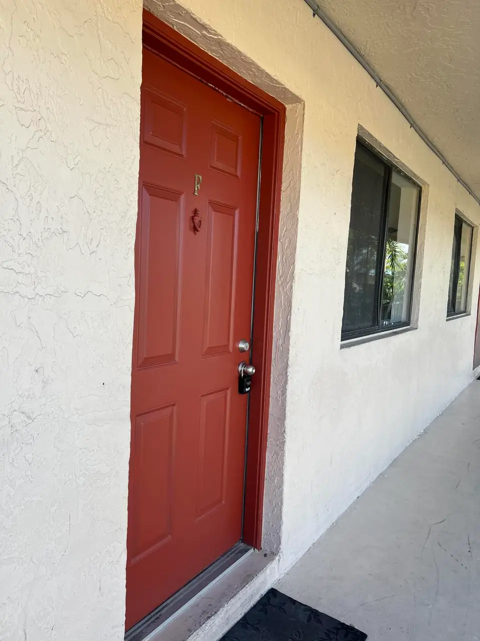 700 NOTTINGHAM Circle F, Greenacres, FL 33463