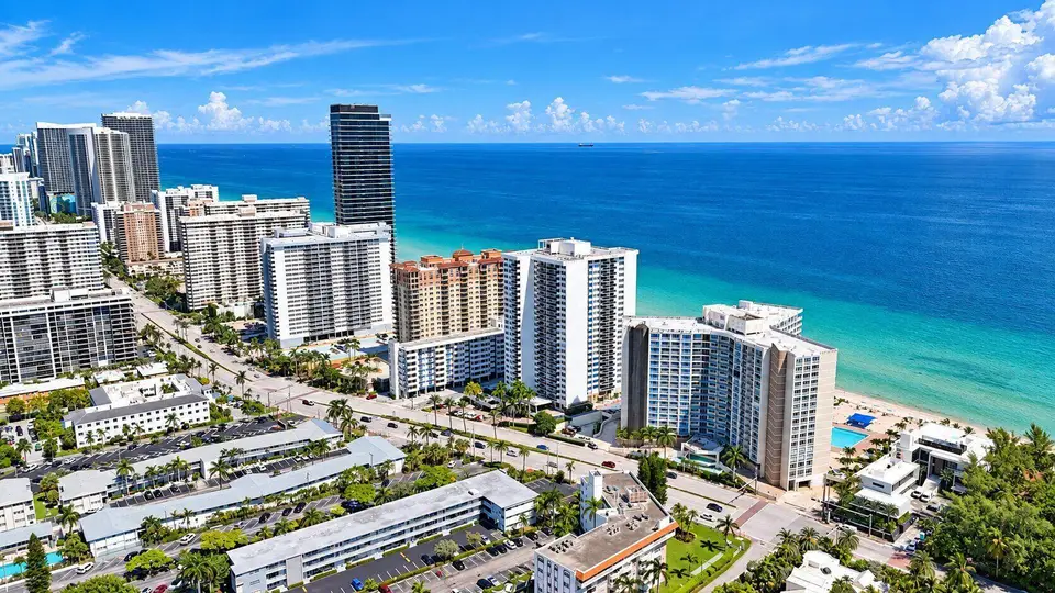 3180 S Ocean Drive 304, Hallandale Beach, FL 33009