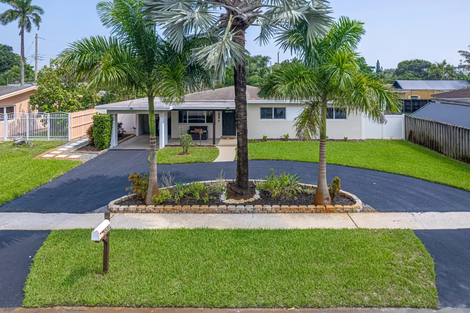 1530 SW 25TH Avenue, Fort Lauderdale, FL 33312