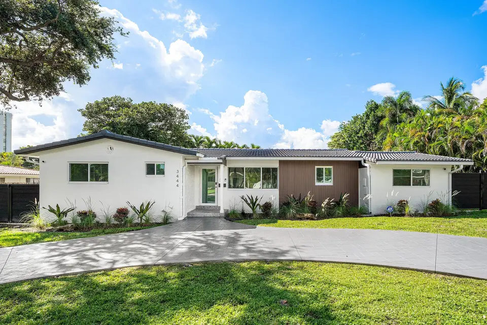 3444 Pierce Street, Hollywood, FL 33021