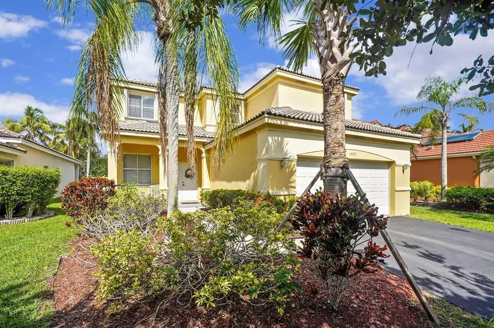 1457 BANYAN Way, Weston, FL 33327