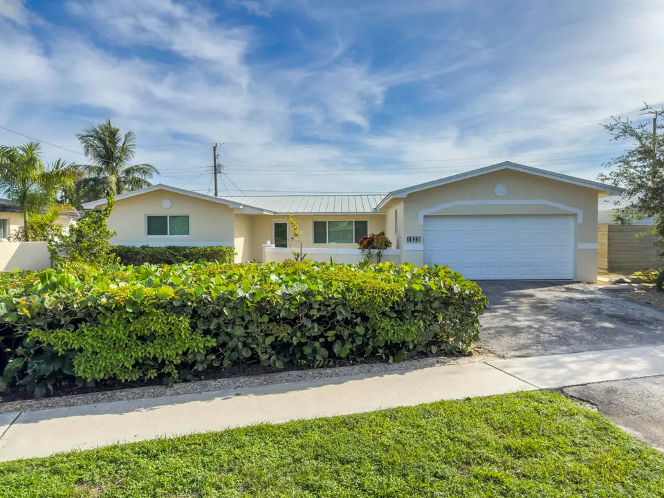 1025 Yale Drive, Hollywood, FL 33021