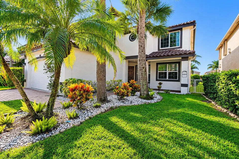 5018 Nautica Lake Circle, Greenacres, FL 33463
