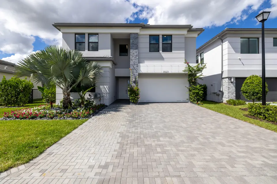 20027 Hirono Lane, Boca Raton, FL 33434