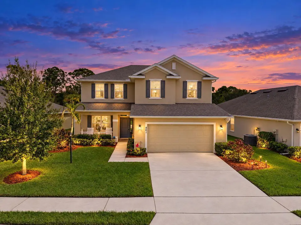861 NE Whistling Duck Way, Port St. Lucie, FL 34983