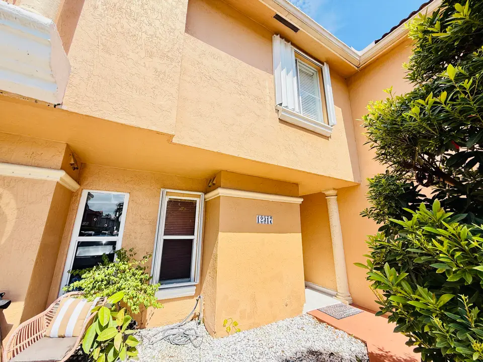 12317 NW 11th Street 1302, Miami, FL 33182