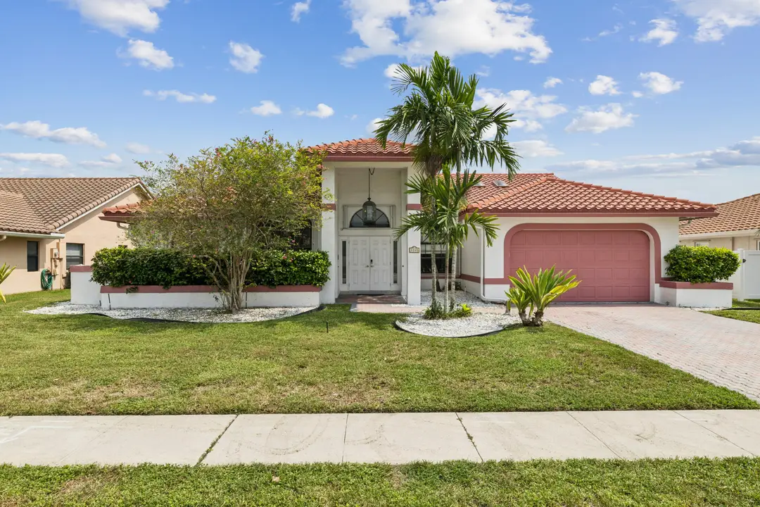 1240 NW 100TH Way NW, Plantation, FL 33322
