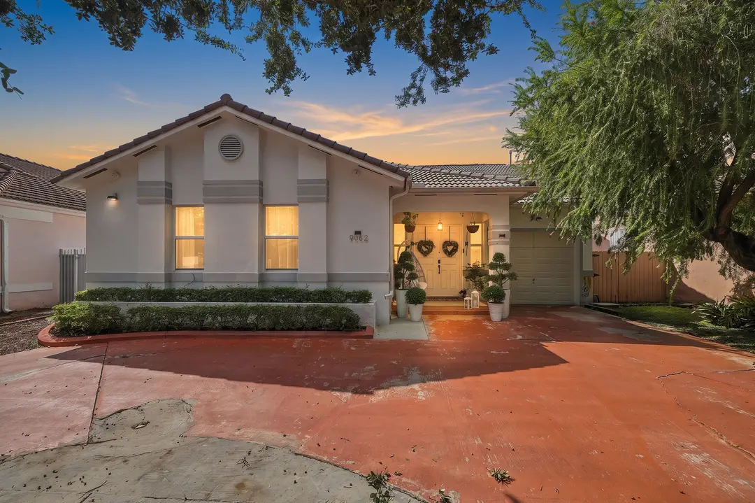 9062 NW 148TH Terrace, Miami Lakes, FL 33018