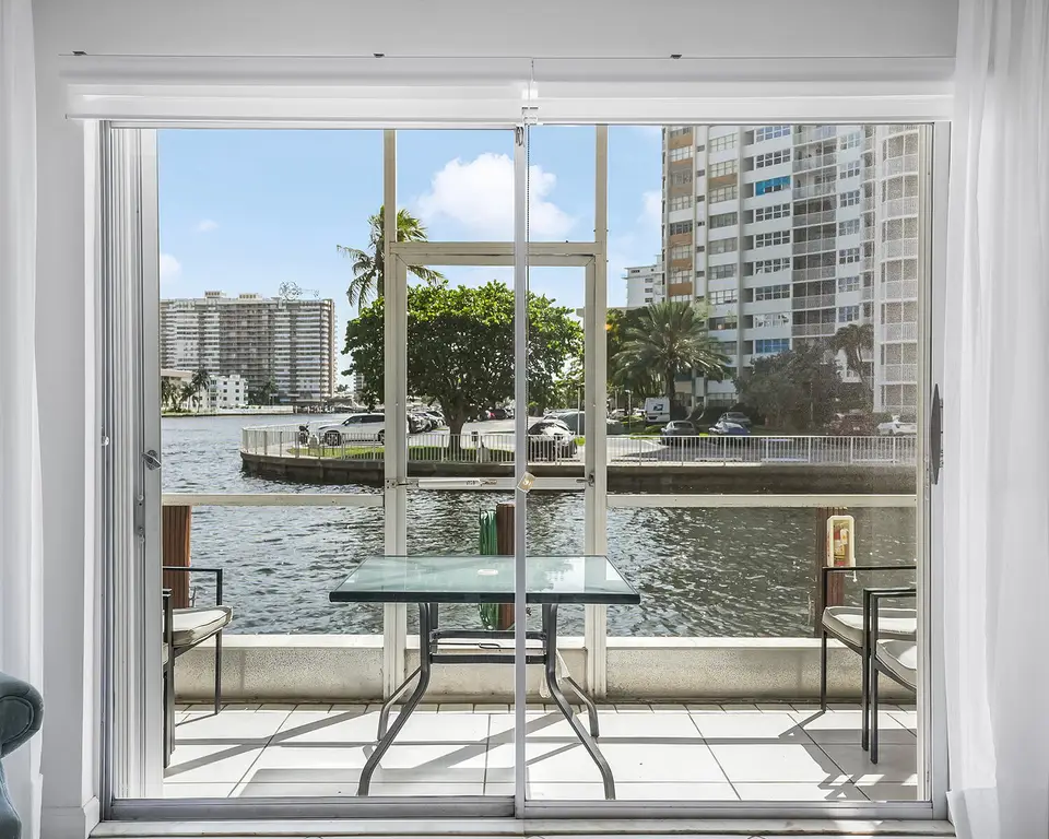 2600 DIANA Drive 107, Hallandale Beach, FL 33009