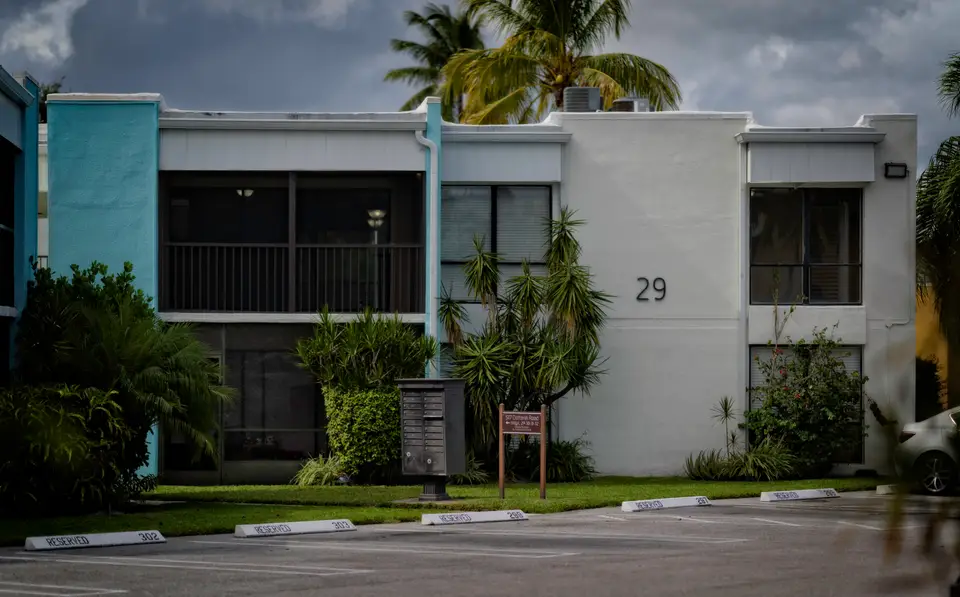 517 Dotterel Road 29-D, Delray Beach, FL 33444