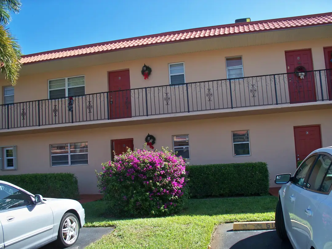 1939 SW PALM CITY Road G, Stuart, FL 34994