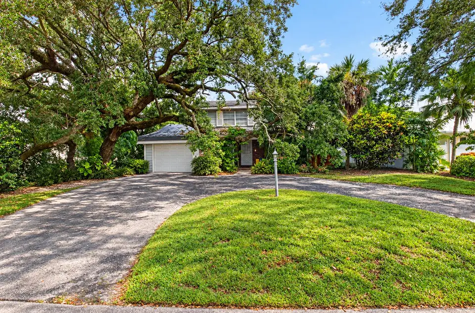 1135 SW 20th Street SW, Boca Raton, FL 33486