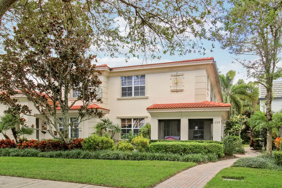 229 EVERGRENE Parkway, Palm Beach Gardens, FL 33410