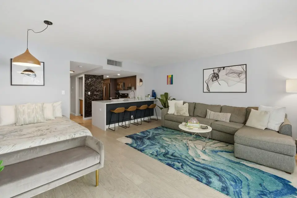 1200 West Avenue 324, Miami Beach, FL 33139