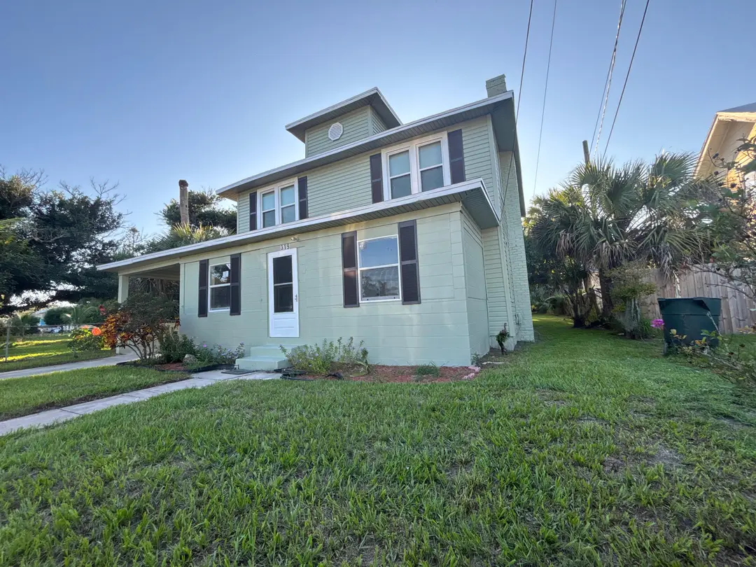 319 N 11TH Street, Fort Pierce, FL 34950