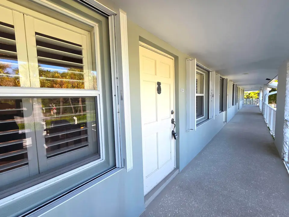 5550 N Ocean Boulevard 204, Ocean Ridge, FL 33435