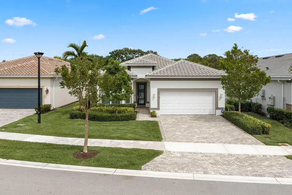 205 GEILLIS Path, Delray Beach, FL 33445