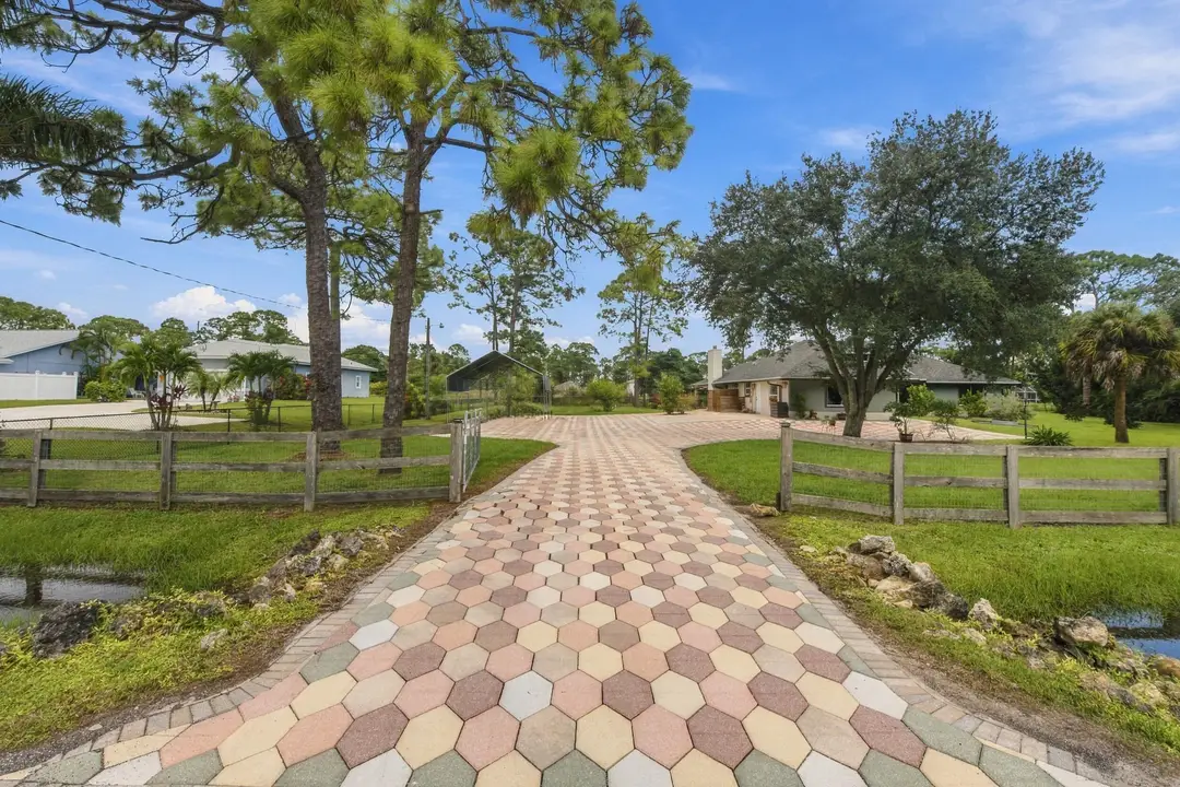 15107 97TH Road N, The Acreage, FL 33412