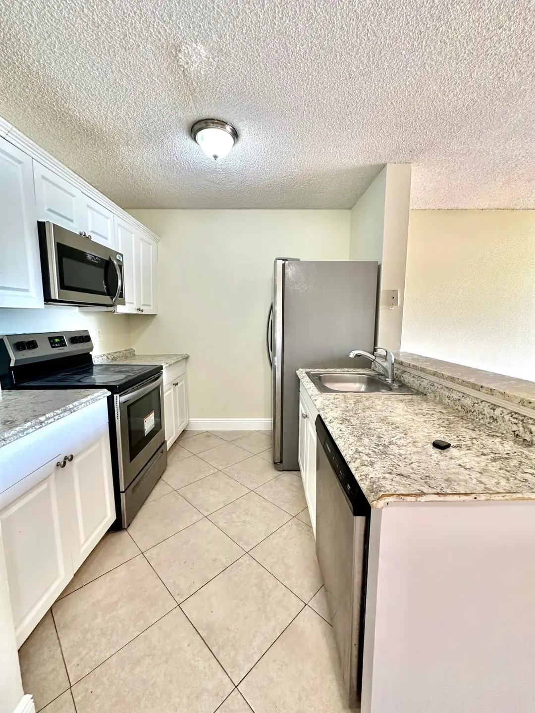 1405 Meadows Circle W, Boynton Beach, FL 33436