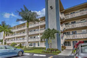 2068 Yarmouth Drive 2068 D, Boca Raton, FL 33434