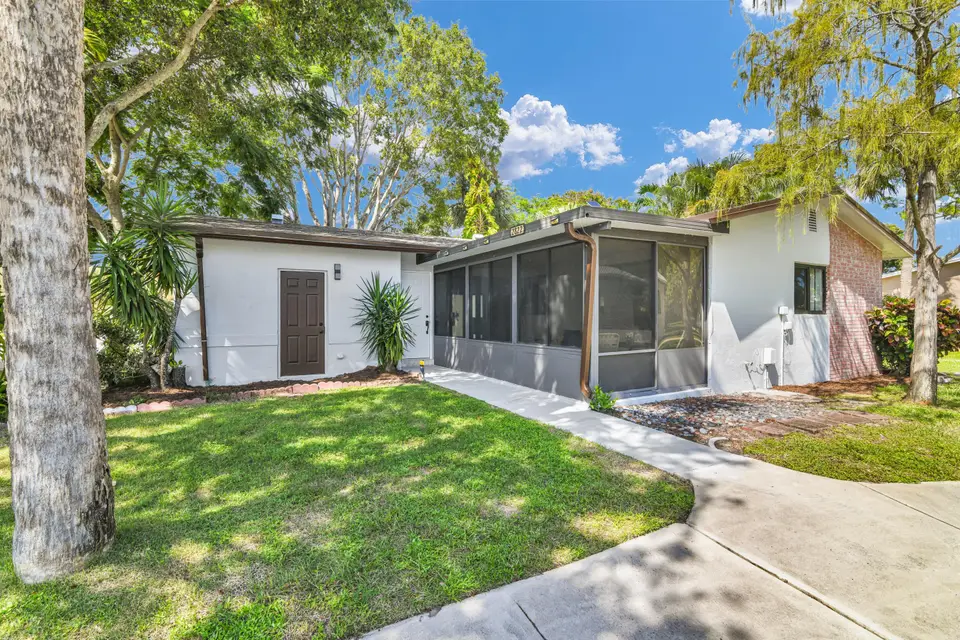 2822 SW NATURA Boulevard, Deerfield Beach, FL 33441