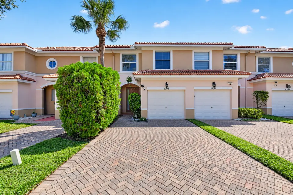 1006 Seminole Palms Drive, Greenacres, FL 33463
