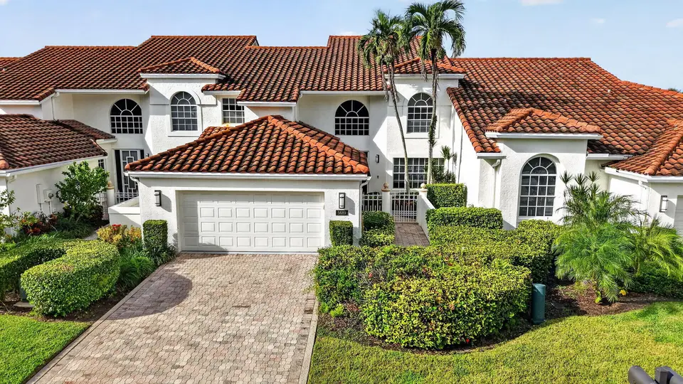 5689 NW 24TH Terrace, Boca Raton, FL 33496