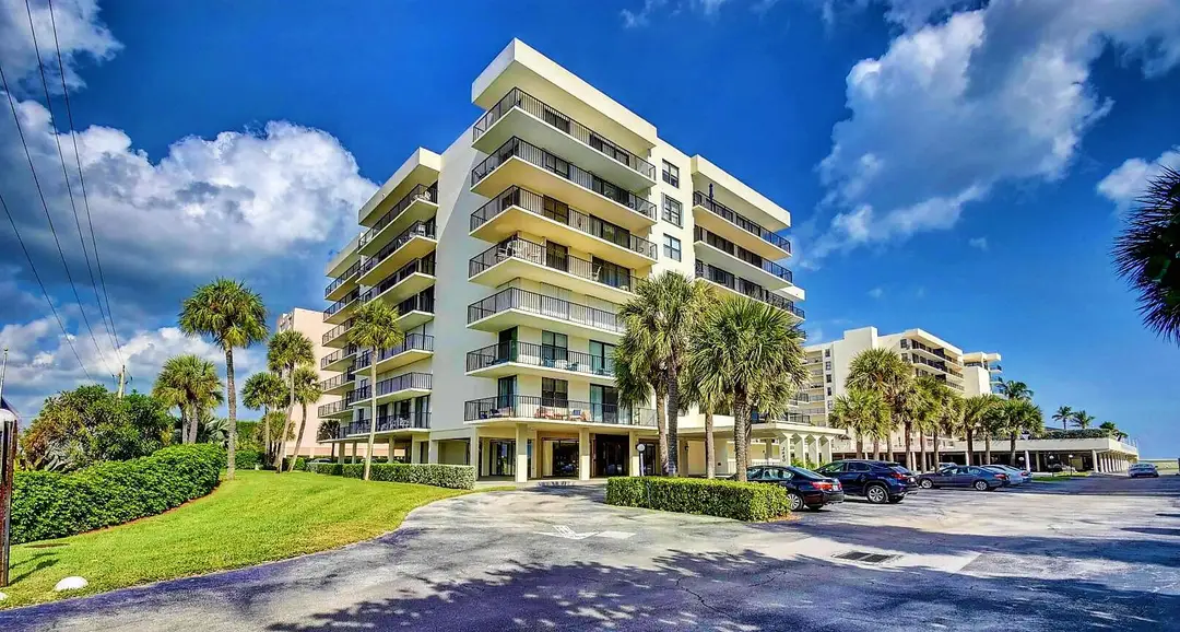 3460 S Ocean Boulevard 114, Palm Beach, FL 33480