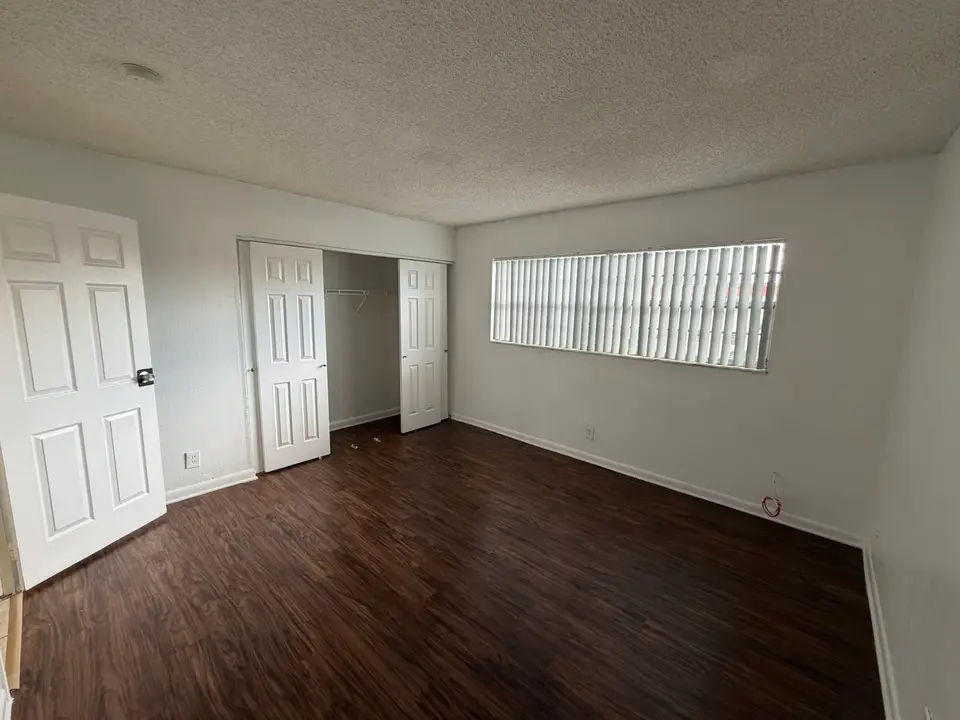 3460 NW 50TH Avenue B-222, Lauderdale Lakes, FL 33319