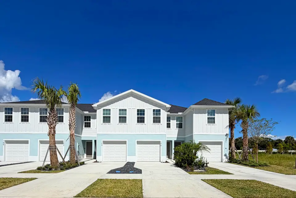 106 Savannah Lks Boulevard, Fort Pierce, FL 34982
