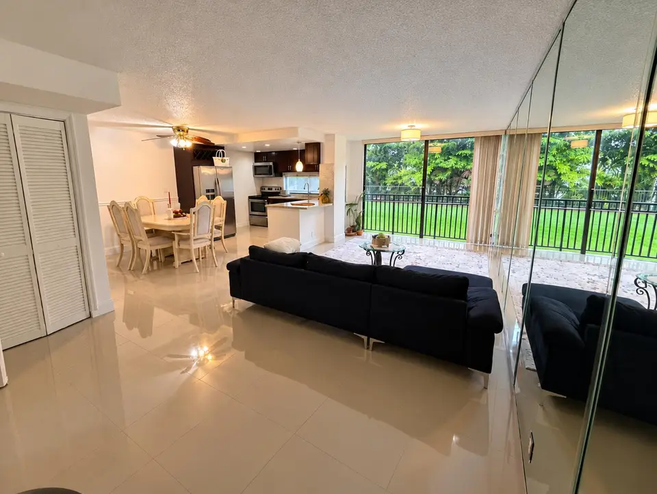 17021 N BAY Road 107, Sunny Isles Beach, FL 33160