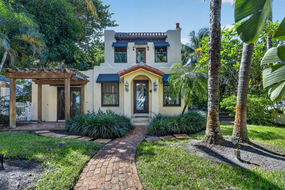 106 SE 7TH Avenue 1, Delray Beach, FL 33483