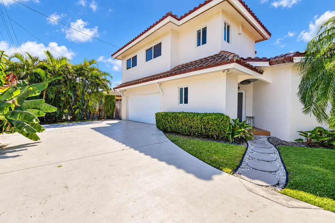 175 NE OLIVE Way, Boca Raton, FL 33432