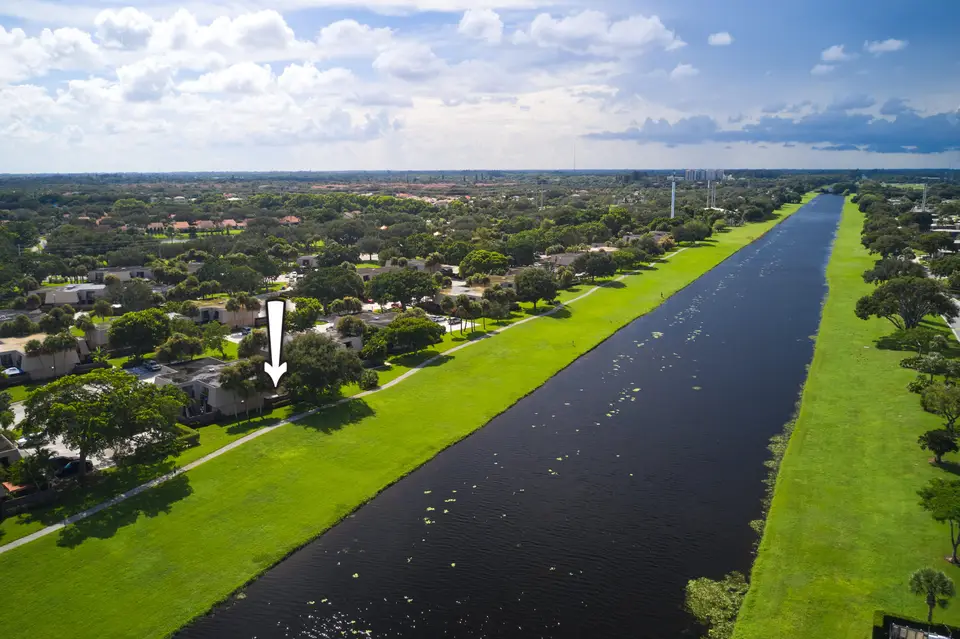 6209 62nd Way, West Palm Beach, FL 33409