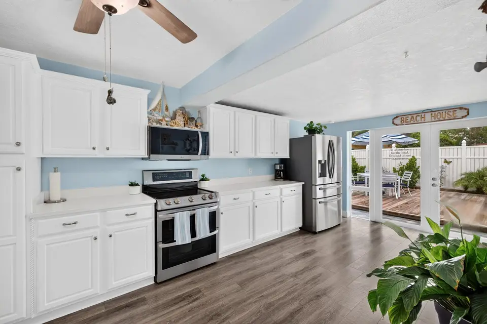 1131 NE 3rd Street, Pompano Beach, FL 33060