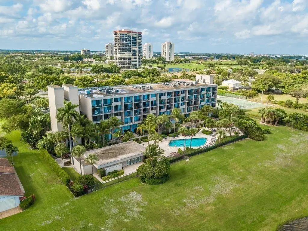 lakeshore front
