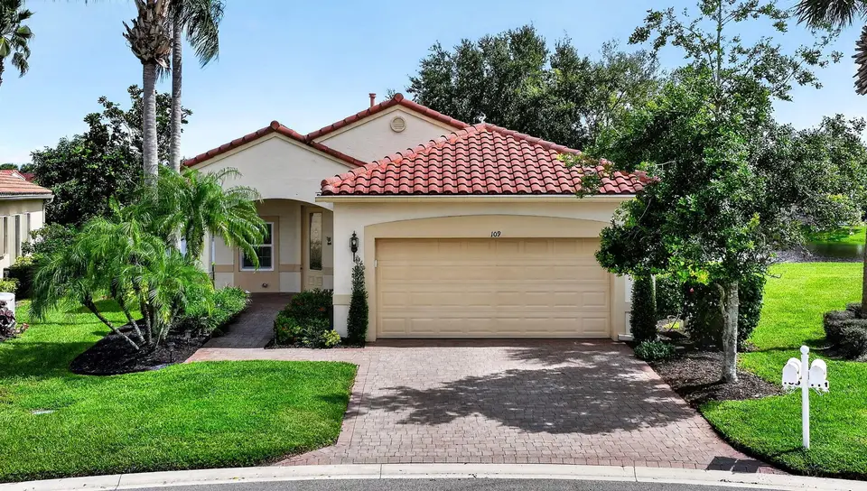 109 NW BAYCREST Court, Port St. Lucie, FL 34986