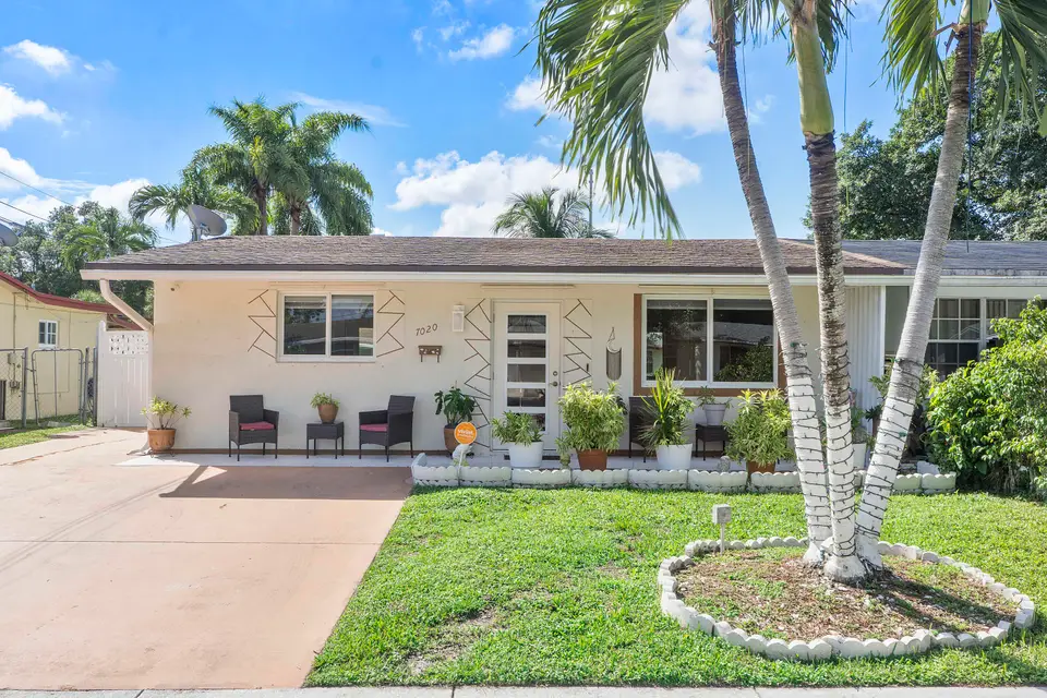7020 SW 20TH, North Lauderdale, FL 33068
